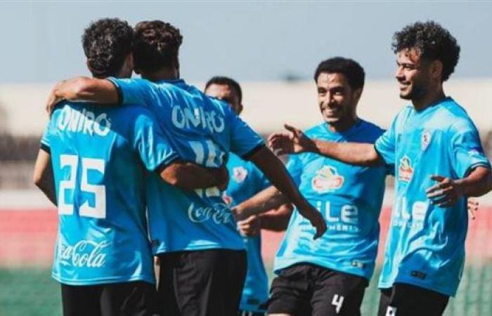 الزمالك يتخلى عن قميصه الأصلي أمام الشرطة الكيني