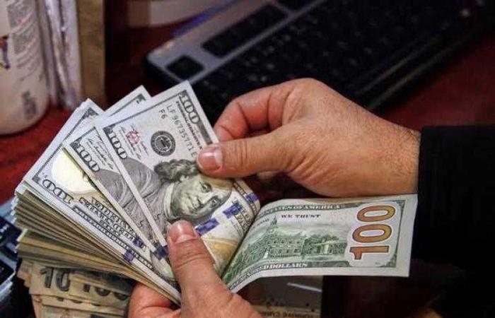 الأخضر يقفز لأعلى.. ارتفاع سعر الدولار اليوم الأحد بمنتصف التعاملات